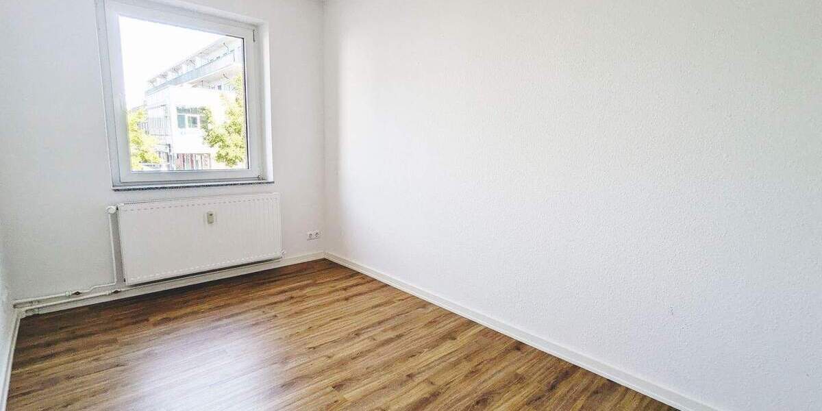 Etagenwohnung Quickborn - 3 Zimmer, 98 m&sup2;, 980&euro; | Angebot:26204063