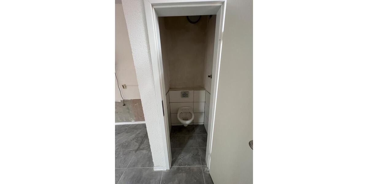 Etagenwohnung Kaiserslautern Betzenberg - 4 Zimmer, 100 m&sup2;, 1.100&euro; | Angebot:25313087