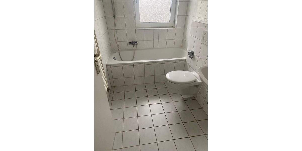 Etagenwohnung Seesen - 3 Zimmer, 68 m&sup2;, 410&euro; | Angebot:24620726
