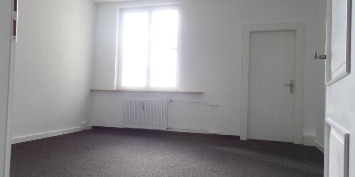 Gewerbeobjekt Nürnberg Lorenz - 1 Zimmer, 18 m&sup2;, 350&euro; | Angebot:26082423