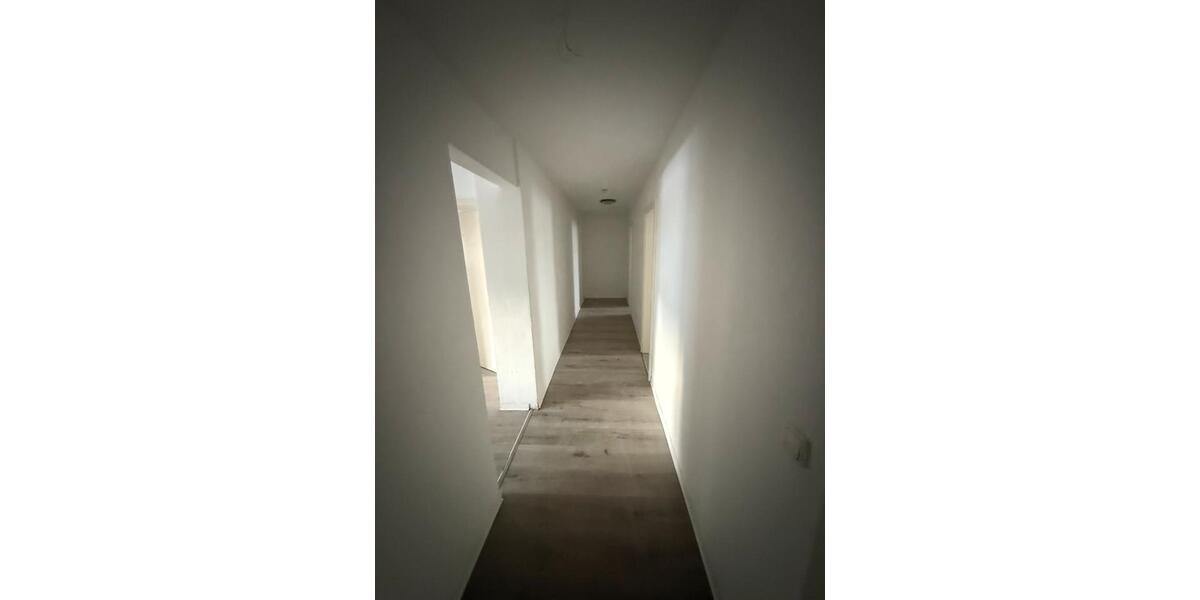4-Zimmer-Wohnung ca. 150 m² – Küche & Bad 4 zimmer