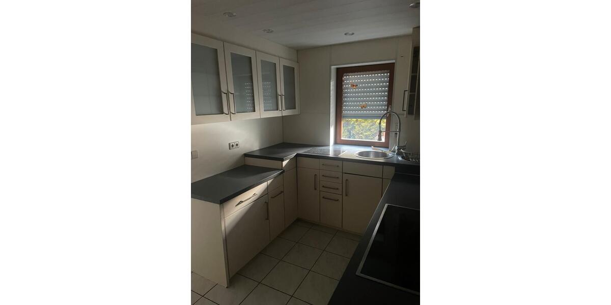 Erdgeschoßwohnung Neckarsulm - 3 Zimmer, 100 m&sup2;, 1.250&euro; | Angebot:24729111