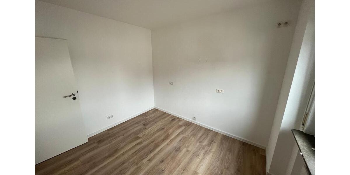 Etagenwohnung Selters (Taunus) - 3 Zimmer, 72 m&sup2;, 940&euro; | Angebot:26425601