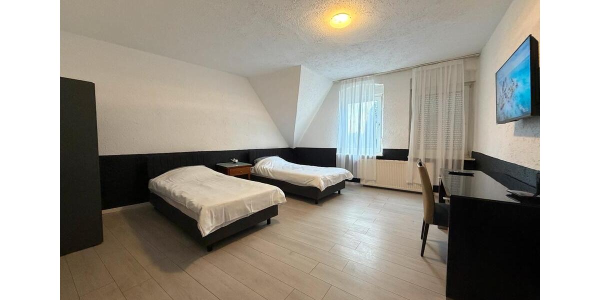 Wohnen auf Zeit Lüdenscheid - 5 Zimmer, 120 m&sup2;, 15&euro; | Angebot:26317719