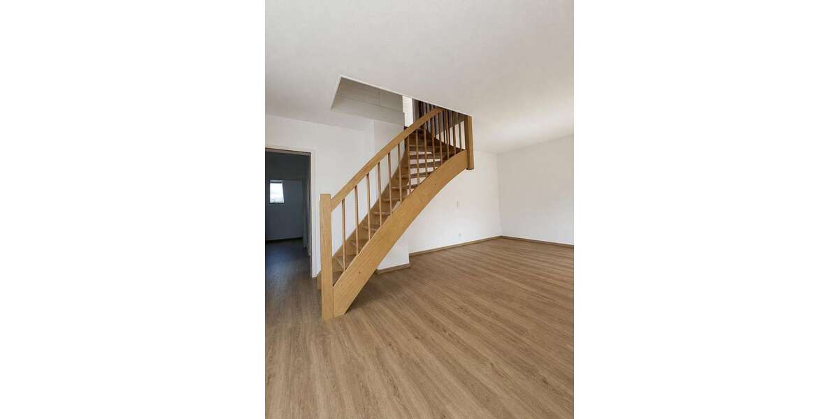 Etagenwohnung Nördlingen - 3.5 Zimmer, 80 m&sup2;, 750&euro; | Angebot:27032124