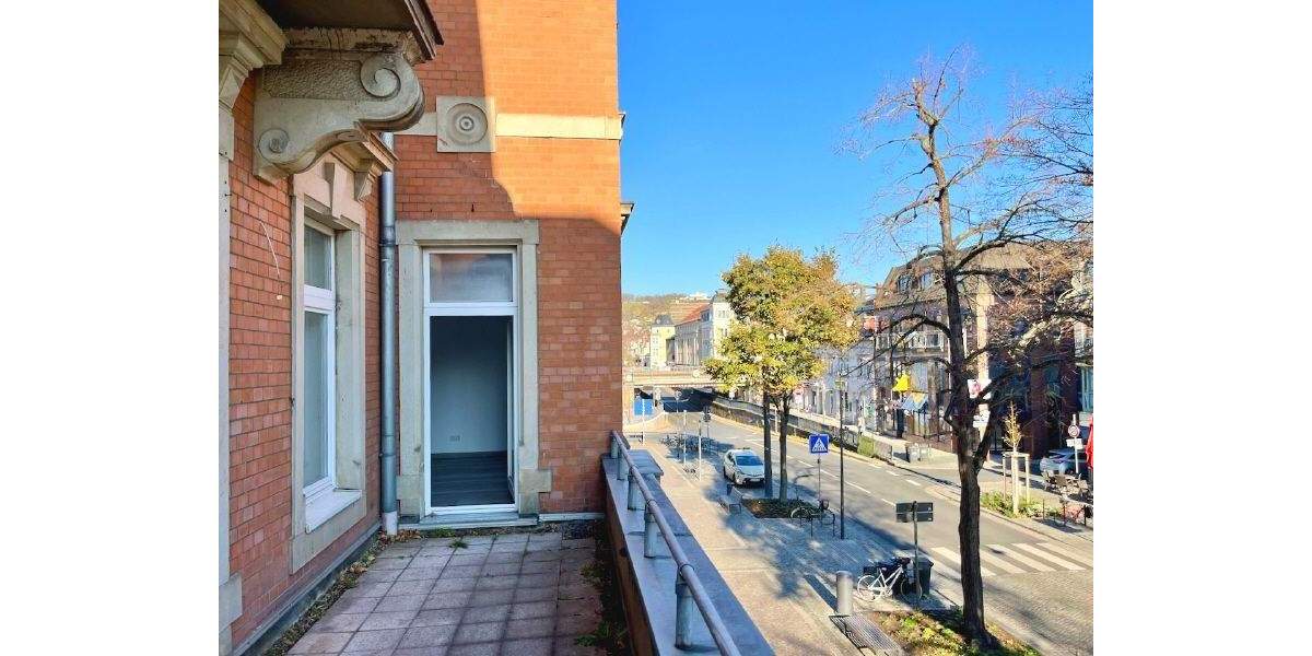 Originell wohnen mit Sonnenbalkon ... Nähe S-Bahnhof! 3 zimmer