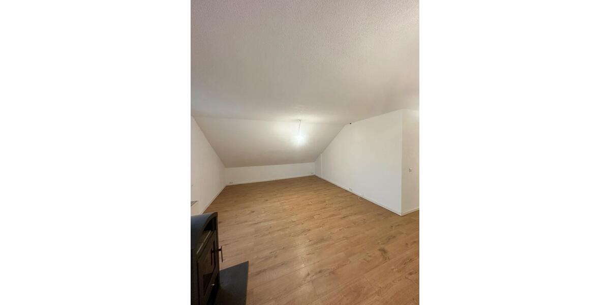 Dachgeschoßwohnung Meißenheim - 3.5 Zimmer, 70 m&sup2;, 850&euro; | Angebot:26520324