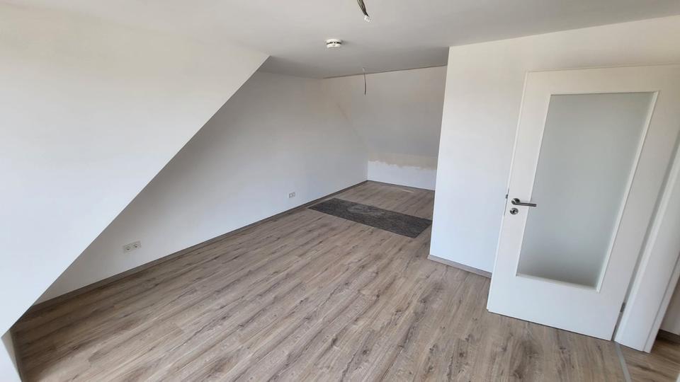 Etagenwohnung Wusterhausen/Dosse Dosse - 3 Zimmer, 90 m&sup2;, 810&euro; | Angebot:26599609