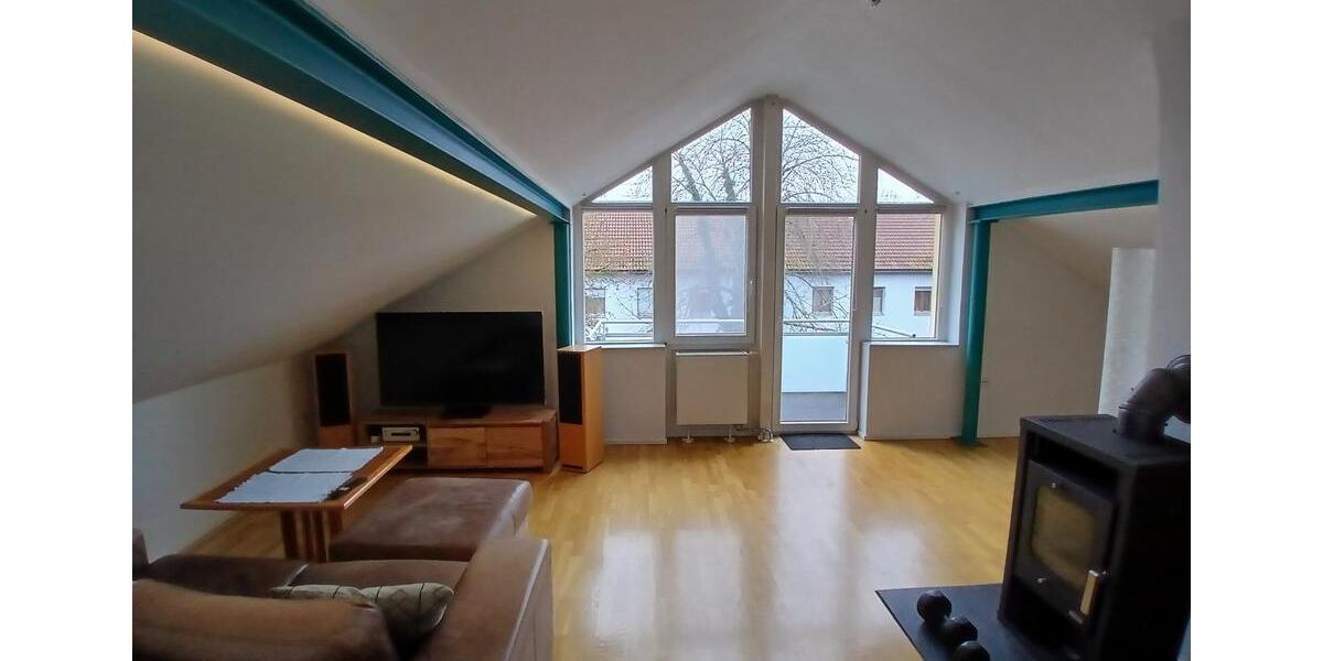 2-Zimmer-Dachgeschosswohnung unterzuvermieten 2 zimmer