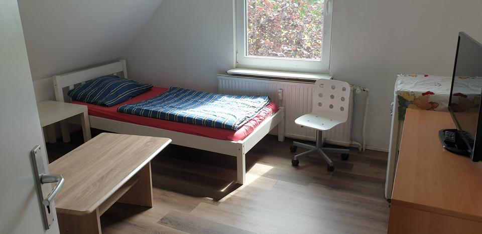Wohnen auf Zeit Werther (Westfahlen) - 9 Zimmer, 200 m&sup2;, 689&euro; | Angebot:18265263
