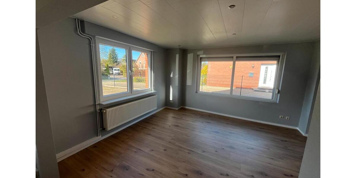 Einfamilienhaus Hesel - 4 Zimmer, 96 m&sup2;, 1.000&euro; | Angebot:26051503