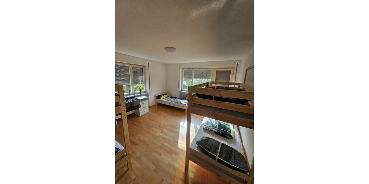 Erdgeschoßwohnung Herbrechtingen - 6 Zimmer, 121 m&sup2;, 1.100&euro; | Angebot:26351741