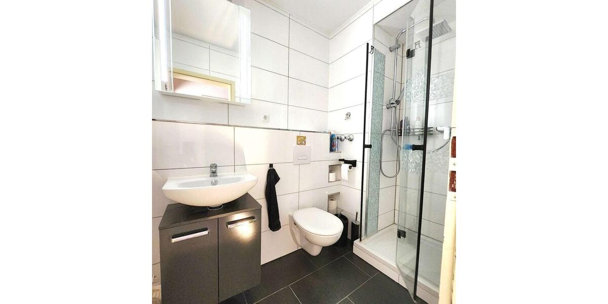 Etagenwohnung Köln Kalk - 4 Zimmer, 111 m&sup2;, 1.500&euro; | Angebot:26705743