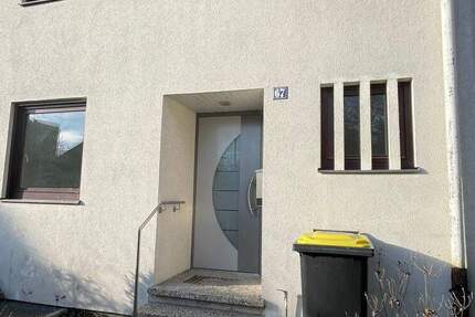 FAMILIEN AUFGEPASST: großzügiges Reihenhaus in Laufamholz 5 zimmer