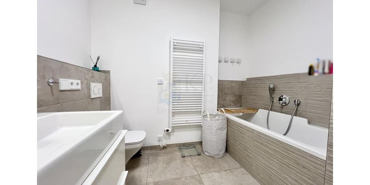 Etagenwohnung Kriftel - 4 Zimmer, 127 m&sup2;, 2.300&euro; | Angebot:25312236