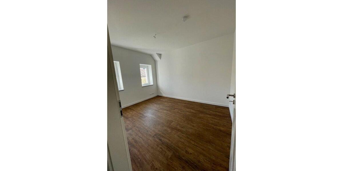 Dachgeschoßwohnung Fürstenwalde (Spree) - 3 Zimmer, 91 m&sup2;, 956&euro; | Angebot:26382789