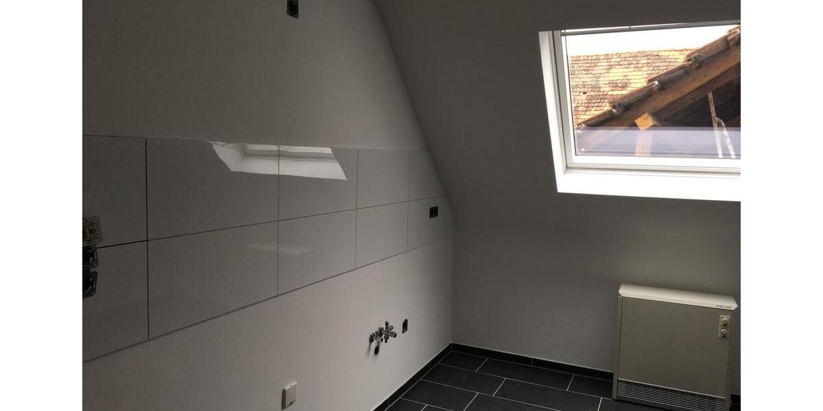 Etagenwohnung Bruchsal - 4 Zimmer, 89 m&sup2;, 1.000&euro; | Angebot:25977710