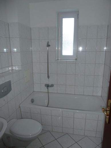 Etagenwohnung Schmölln - 3 Zimmer, 58 m&sup2;, 290&euro; | Angebot:24723604