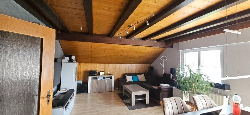 Dachgeschoßwohnung Bürgstadt - 3 Zimmer, 81 m&sup2;, 650&euro; | Angebot:26387131