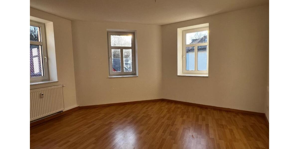 Dachgeschoßwohnung Nobitz - 3 Zimmer, 64 m&sup2;, 390&euro; | Angebot:25417603