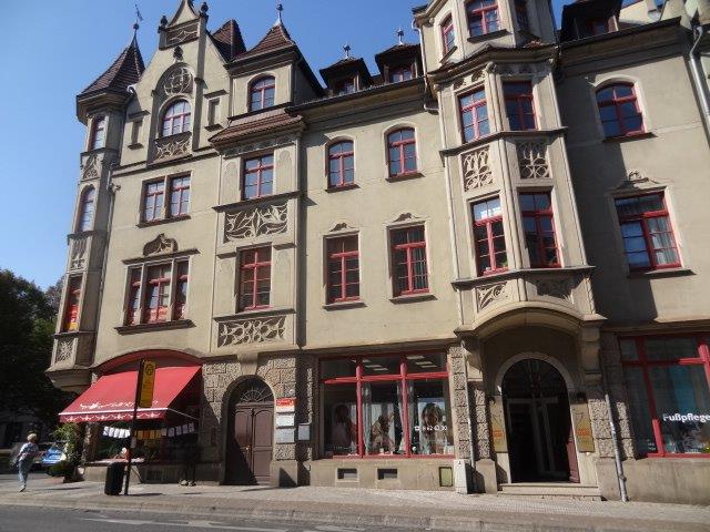 Plauen: 2-Zimmer-DG-Wohnung mit Wannenbad und Laminat, ab November frei 2 zimmer