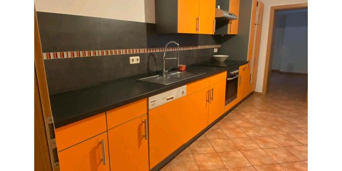 Wohn,-Geschäftshaus 8 zimmer