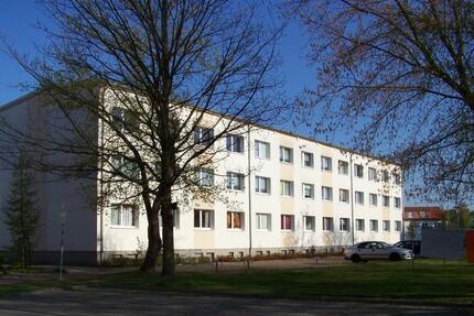 2 Raum Wohnung in Tribsees zimmer