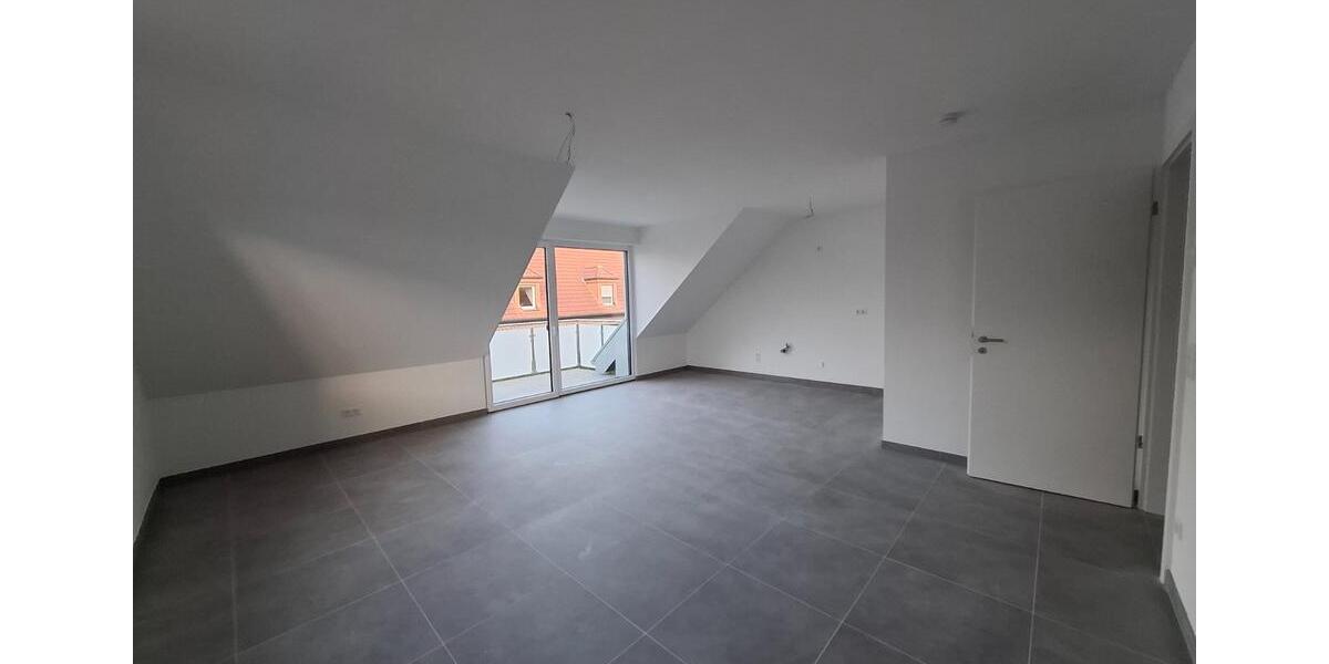 Dachgeschoßwohnung Kranenburg - 3 Zimmer, 93 m&sup2;, 1.075&euro; | Angebot:25264803