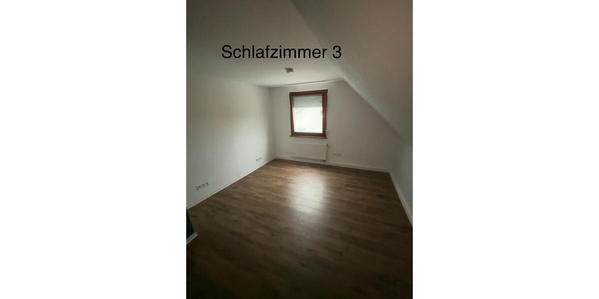 Dachgeschoßwohnung Bissingen an der Teck - 4 Zimmer, 66 m&sup2;, 850&euro; | Angebot:26548949