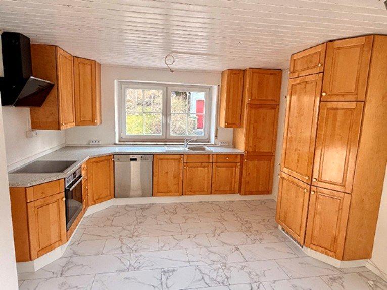 Erdgeschoßwohnung Gunzenhausen - 4 Zimmer, 124 m&sup2;, 965&euro; | Angebot:26429646