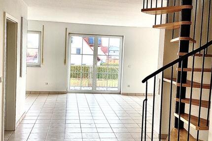 Wohnung Heßdorf - 5 Zimmer, 135 m&sup2;, 1.200&euro; | Angebot:25222877