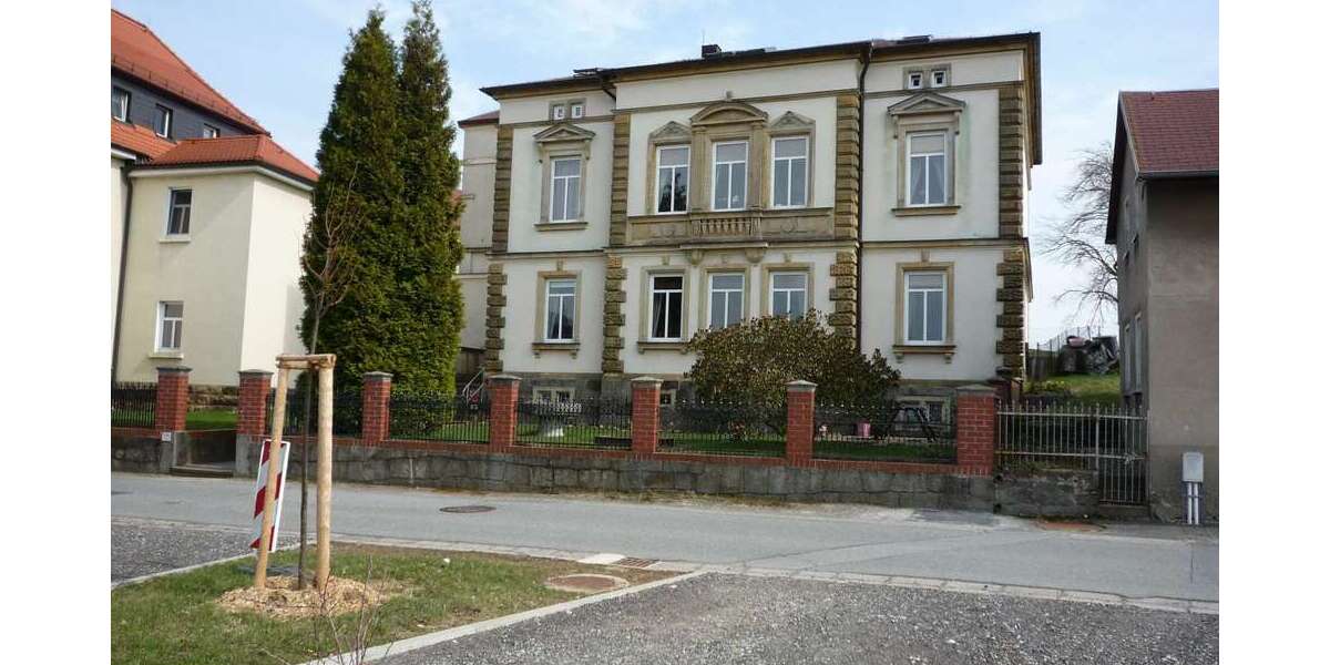 Wohnung zum Mieten in Bretnig-Hauswalde 283,62 € 42.65 m² 1 zimmer