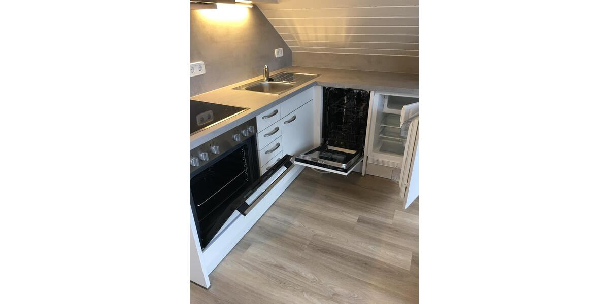 Dachgeschoßwohnung Owingen - 2.5 Zimmer, 55 m&sup2;, 890&euro; | Angebot:24564691