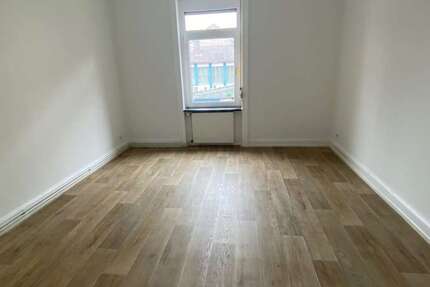 Wohnung Wiesbaden Biebrich - 2 Zimmer, 50 m&sup2;, 600&euro; | Angebot:27301165