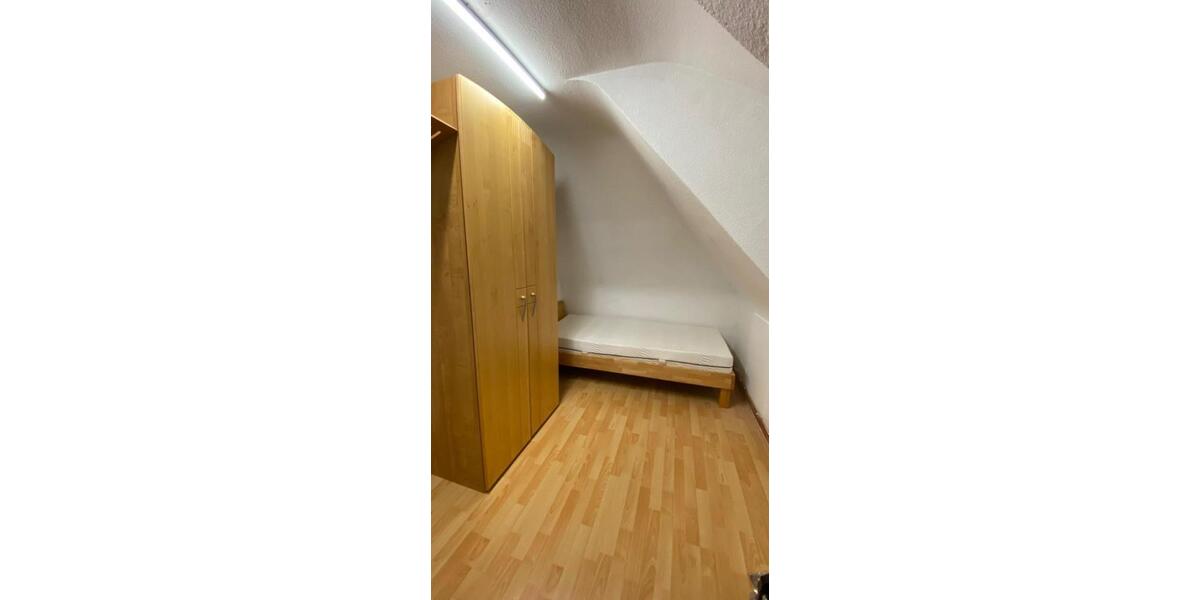 Wohnen auf Zeit Reutlingen Reutlingen-Betzingen - 1 Zimmer, 9 m&sup2;, 390&euro; | Angebot:24655824