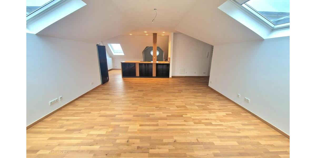 Exklusive 4-Zimmer-Wohnung - mit Einbauküche- hochwertig ausgestattet! - Maisonettenwohnung Chemnitz Kapellenberg | Angebot:26931497