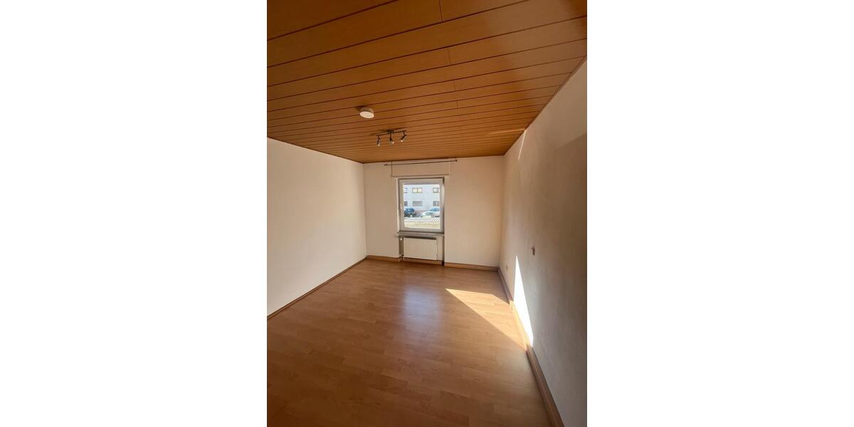 Etagenwohnung Sankt Wendel - 1 Zimmer, 75 m&sup2;, 778&euro; | Angebot:26289205