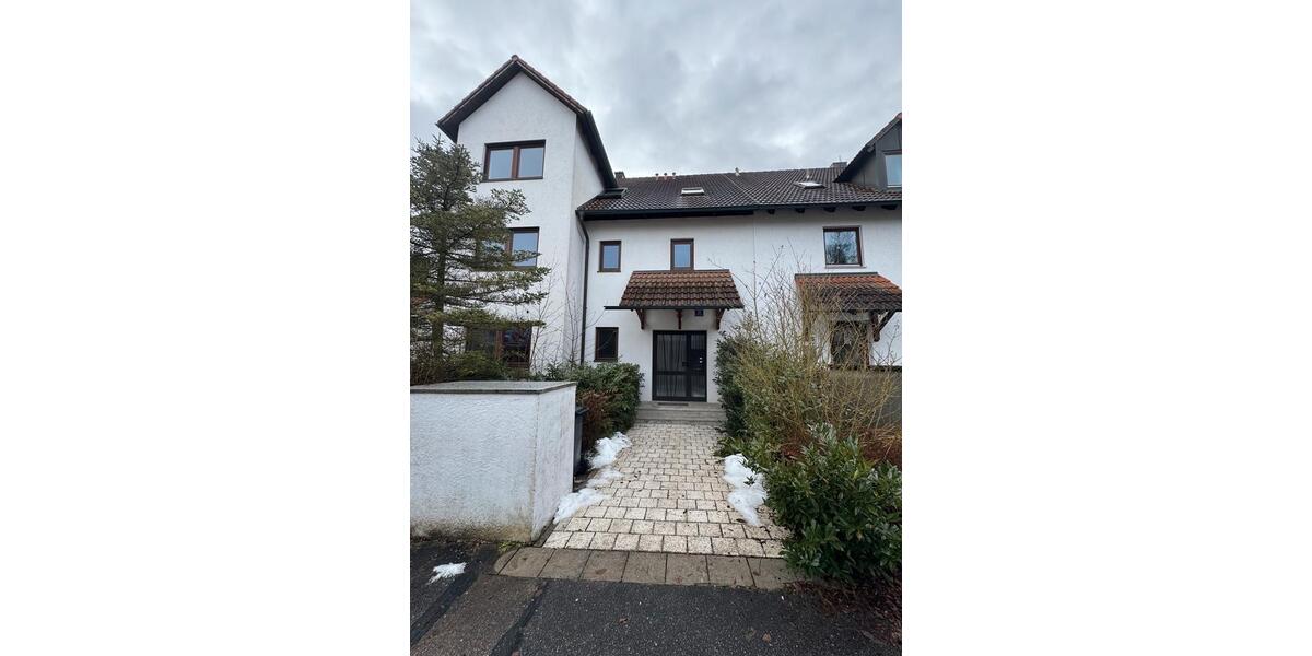 Erdgeschoßwohnung Regensburg Galgenberg - 3 Zimmer, 115 m&sup2;, 1.400&euro; | Angebot:25807311