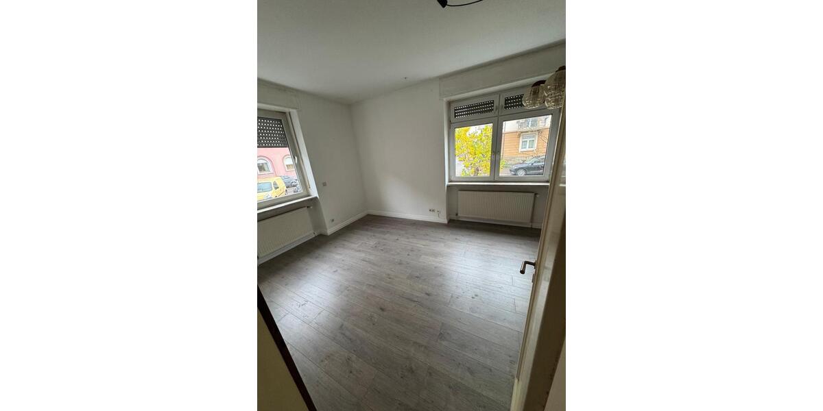 Modernisierte 2 Zimmer Wohnung mit Balkon in Top Lage 2 zimmer