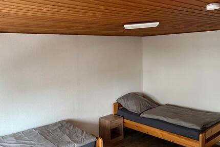 Wohnen auf Zeit Bad Arolsen - 7 Zimmer, 180 m&sup2;, 18&euro; | Angebot:24784198