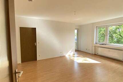 Wohnung Solingen Wiefeldick - 2 Zimmer, 57 m&sup2;, 337&euro; | Angebot:27457614