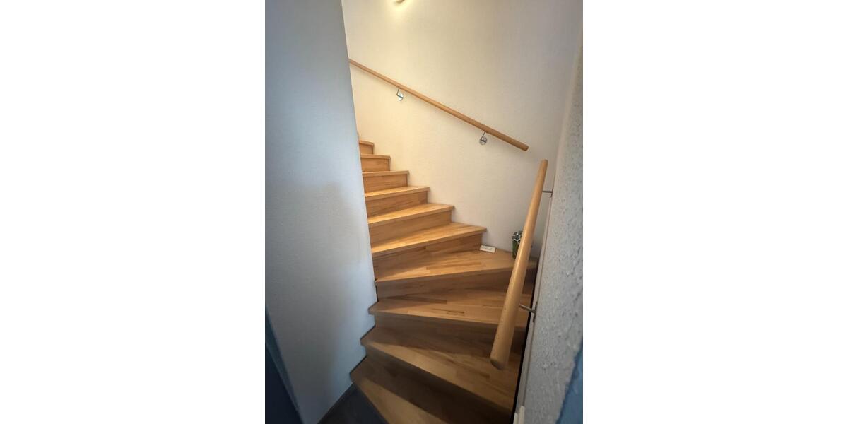 Reihenhaus in attraktiver Südhanglage 6 zimmer