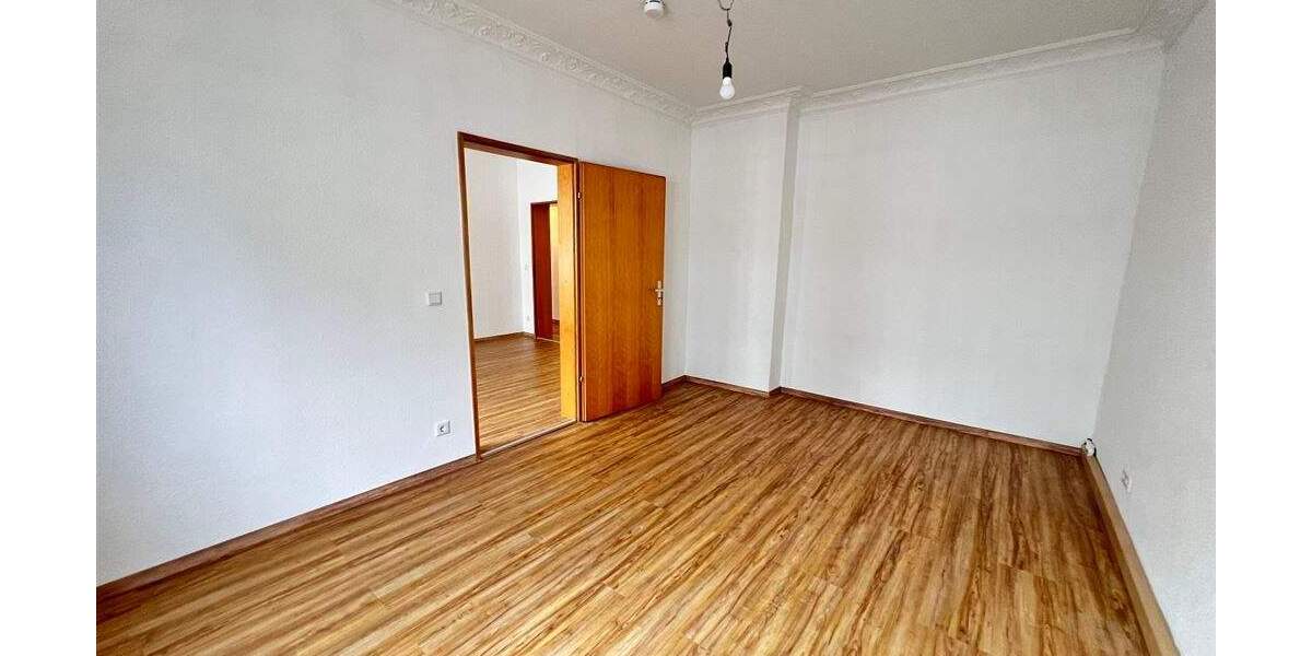 Etagenwohnung Nürnberg Rosenau - 4 Zimmer, 92 m&sup2;, 1.000&euro; | Angebot:25661481