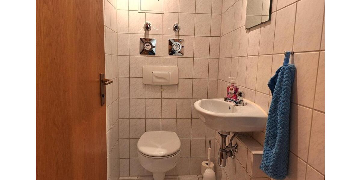 Etagenwohnung Pfullingen - 3 Zimmer, 78 m&sup2;, 800&euro; | Angebot:25973463