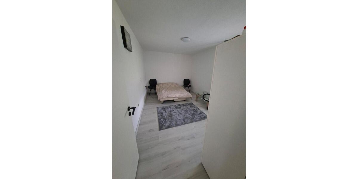 Etagenwohnung Helsa - 6 Zimmer, 102 m&sup2;, 1.000&euro; | Angebot:24730510