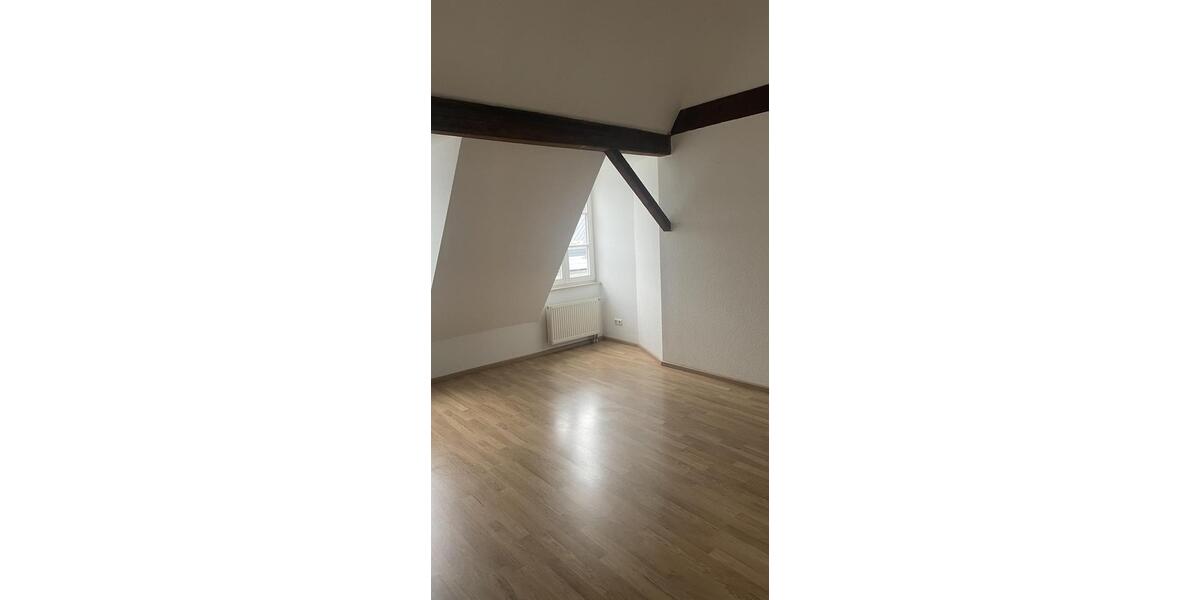 Etagenwohnung Lohmar - 2 Zimmer, 82 m&sup2;, 830&euro; | Angebot:26633961