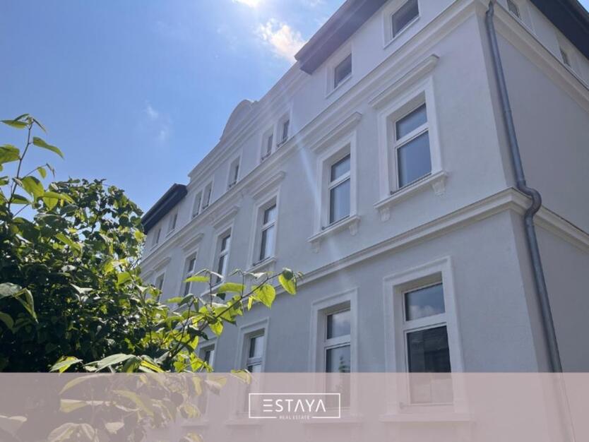 Erstbezug nach Sanierung: TraumWohnung mit Balkon