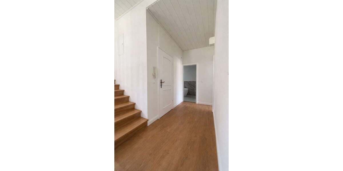 Etagenwohnung Ladenburg - 5 Zimmer, 164 m&sup2;, 2.350&euro; | Angebot:26036142