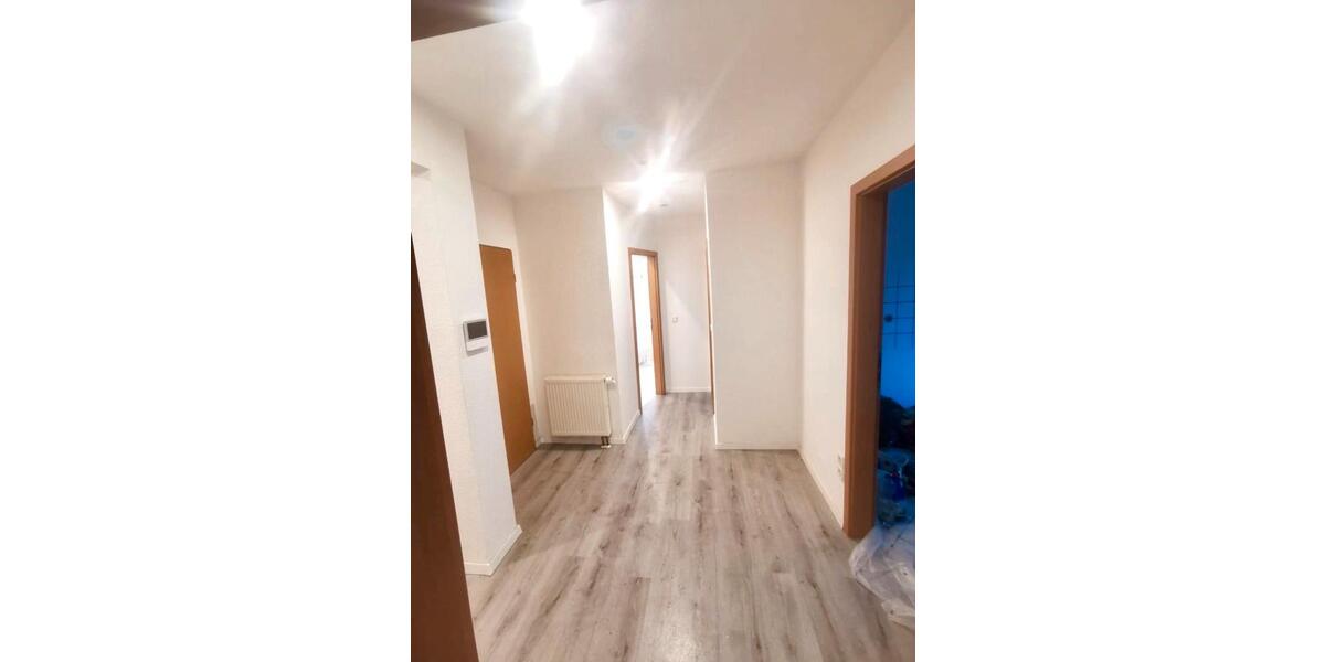 Etagenwohnung Eilenburg - 3 Zimmer, 66 m&sup2;, 570&euro; | Angebot:25160566