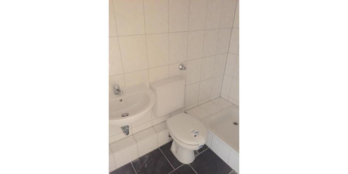 *Singles und Studenten aufgepasst! 2-Zimmer-Dachgeschosswohnung mit Balkon in Neudorf* 2 zimmer